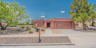 6815 VILLA HERMOSA Drive Gallery 1