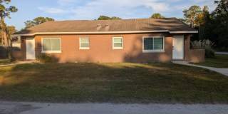 Updated 2/2 Duplex in Crystal River Gallery 1