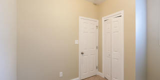Cozy 3 Bed in Whitman Gallery 17