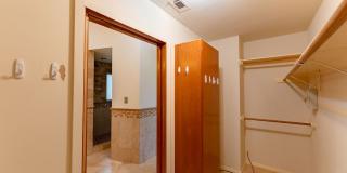 Spacious and stunning 4 bed 3.5 bath in Austin!!! Gallery 38