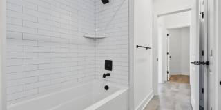 413 Lellyett Street Gallery 46