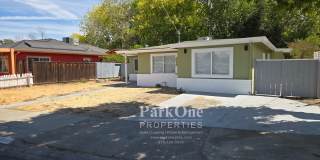 3 Bed 2 Bath House With Great Freeway Access and a Spacious Backyard Gallery 1