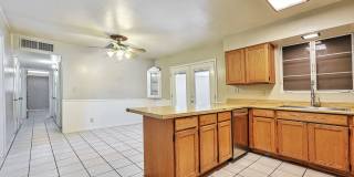 WALK TO ASU.  6 Bed 4 Bath right near campus Gallery 6