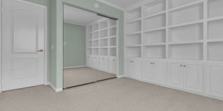 12 Bergamo Gallery 32