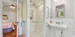 2 Bed 2 Bath House in Duckpond with 2 Car Garage! Gallery 22