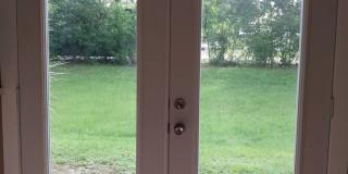 Cute townhome with 3 bd / 2.5 Bath Gallery 16