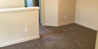 Three Bedrooms Plus Loft! Centrally located! Gallery 23