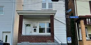 3BR House in Arlington / Southside Slopes 3BR House in Arlington / Southside Slopes Gallery 1