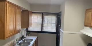 1312 W. Jackson Gallery 8