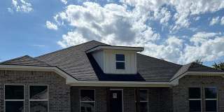 Beautiful 4 bedroom 2 Bath Home In Silo School District Gallery 1