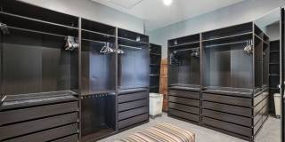 Luxury Ridgetop Living: Furnished 4BR Estate with Home Theater and Outdoor Oasis Luxury Ridgetop Living: Furnished 4BR Estate with Home Theater and Outdoor Oasis Gallery 33