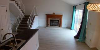 Experience Aurora living in this spacious 3-bedroom, 2-bathroom home Gallery 1