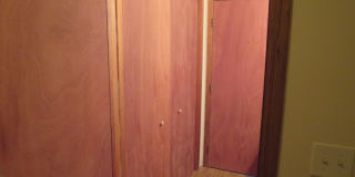 Comfortable 2 Bedroom, 1 Bathroom Lower-Level 4-Plex Unit Gallery 18