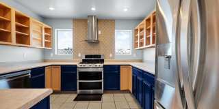 Large home in Legends West Gallery 4