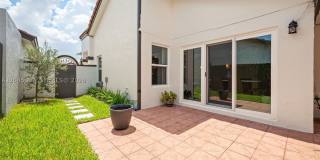 982 NW 133rd Ct Gallery 25