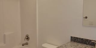 3 Bed 2.5 Bath with double attached garage in Belgrade Gallery 9