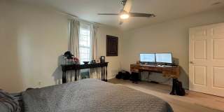 3326 Robert St Gallery 10
