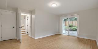 Bright & Charming 4bed/2.5bath in Desirable Edmonds Neighborhood! Gallery 9