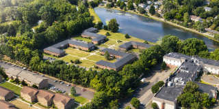 Lake View Apartment in a Peaceful Park Ridge Community Lake View Apartment in a Peaceful Park Ridge Community Gallery 6