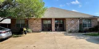 2317 & 2319 Antelope Lane Gallery 1