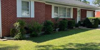 Maryville 37804 - 3 bedroom, 2 bath ranch home - Contact Debra Johnson (865) 591-8281 Gallery 1