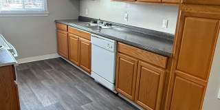River Walk Apartments Gallery 99