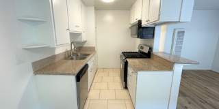 1825 Beloit Ave. Gallery 3