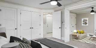 Elegant Renovation! HUGE 1 Bed 1 Bath Available Now! Gallery 9