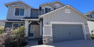 Beautiful 4 Bed, 2.5 Bath Plus Office in South Meridian Gallery 1