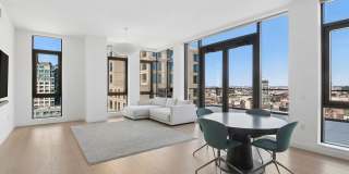 480 Kent Avenue Gallery 1