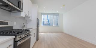 1127 Harrison Street Gallery 5