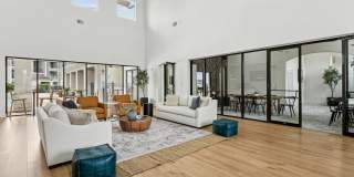 The Henry at Woodland Hills Gallery 38