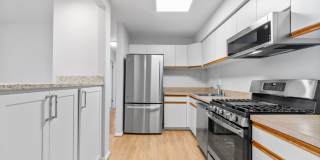 Fairwinds. Renovated and Updated. Spacious 2 bed 2 bath ground level condo in Annapolis! Gallery 5