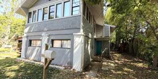 Downstairs 2BR/1BA Riverside Duplex Apartment Gallery 15