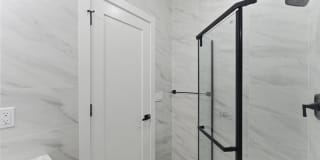 649 38TH ST Gallery 23