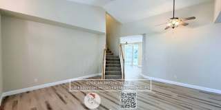 Beautiful 3 bedroom home nestled in cozy Brentwood neighborhood! Gallery 5