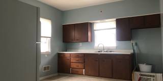 Cute 2 bedroom house next to park! Gallery 10