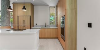 3601 SW 23rd Ter Gallery 8