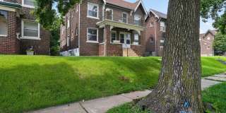 Spacious 1BR Condo in Saint Louis Gallery 4