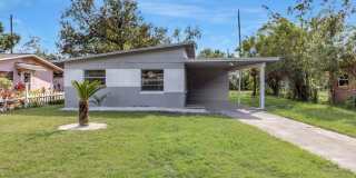 Very Cute Two Bedroom Single Family Home - Now Available Gallery 1