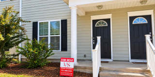 1967 Corvallis Avenue - 1 Gallery 1