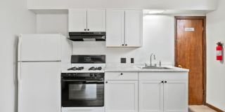 67 Oregon Avenue Gallery 4