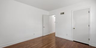 1911 Fontaine Road Gallery 19
