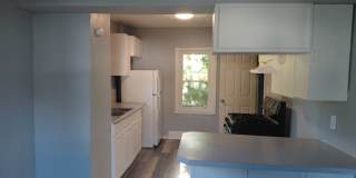 Three-bedroom one bathroom home for rent Gallery 5