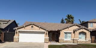 SPACIOUS ROSEDALE HOME – 4 BEDROOMS FOR ONLY $2,500/MONTH! Gallery 1