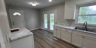 3Bed 1.5Ba available now- Now get 1st month rent free! Gallery 7
