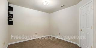 726 Pine Tree Ct. Gallery 34
