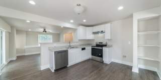Beautiful newly remodeled 3 bd | 2 ba Available NOW! Located 10 min from Alamo Quarry! Gallery 10