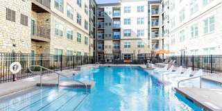 Flatiron Flats Apartments Gallery 16