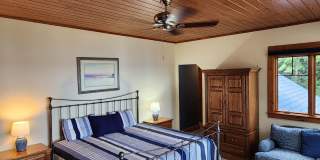 Fully Furnished Lakefront Home Gallery 23